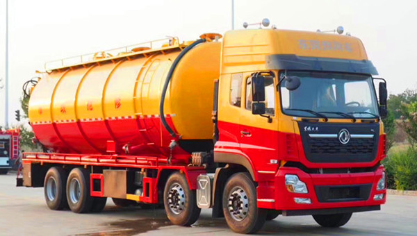 東風天龍前四后八清洗吸污車